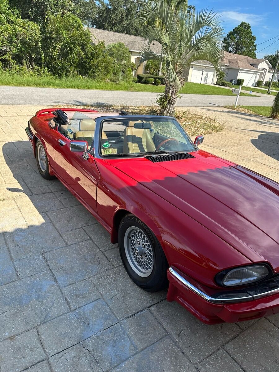 1989 Jaguar XJS Red RWD Automatic 1989 Jaguar XJS