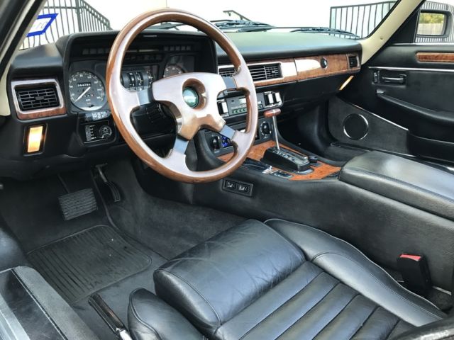 1989 Jaguar XJS V12 Convertible - photo 2