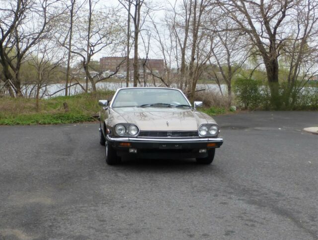 1989 Jaguar XJS V12 Convertible Good Driver 1989 Jaguar XJS V12 Convertible