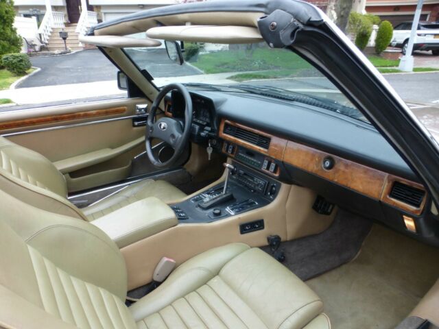 1989 Jaguar XJS V12 Convertible - photo 10