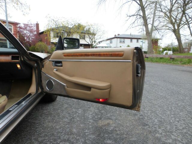 1989 Jaguar XJS V12 Convertible - photo 9
