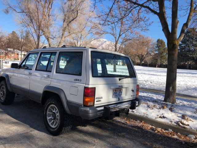1989 Jeep Cherokee Laredo - photo 2