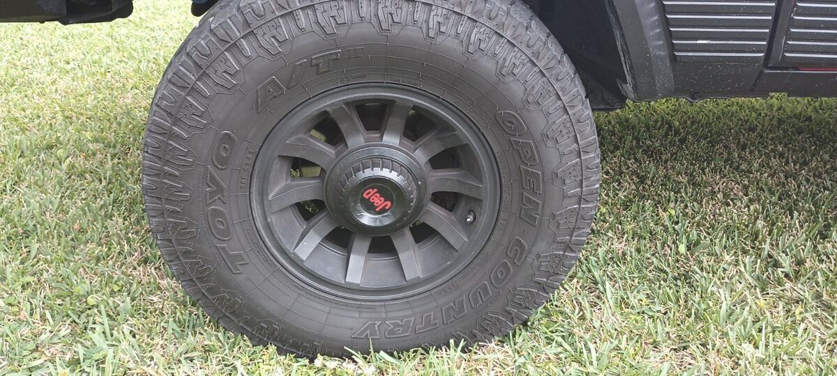1989 Jeep Cherokee LAREDO - photo 12