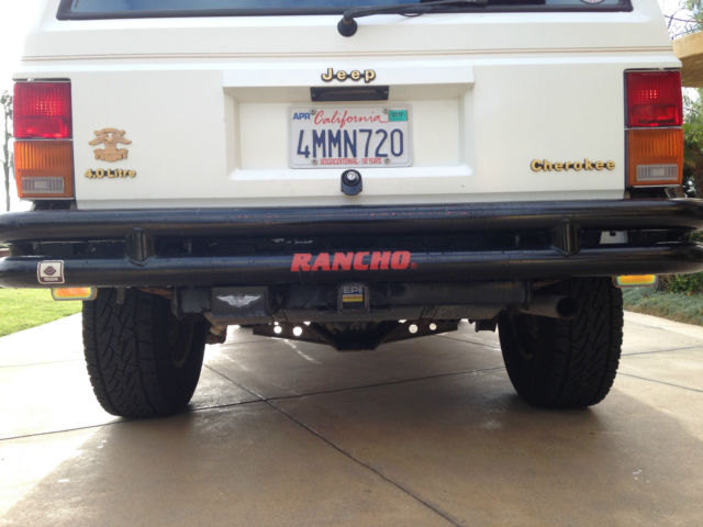 1989 Jeep Cherokee Limited Sport Utility 2-Door - photo 10
