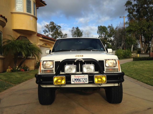 1989 Jeep Cherokee Limited Sport Utility 2-Door - photo 8