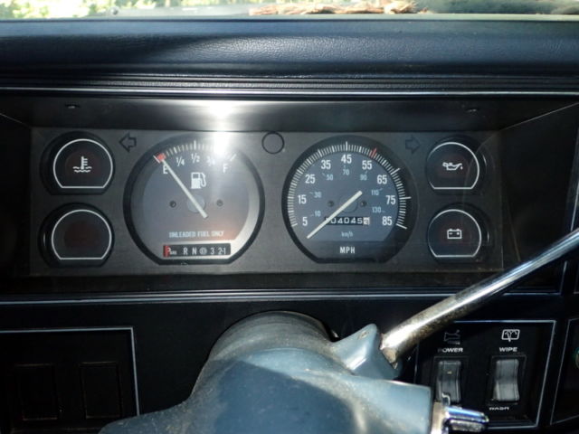 1989 Jeep Comanche Pioneer Standard Cab Pickup 2-Door - photo 9