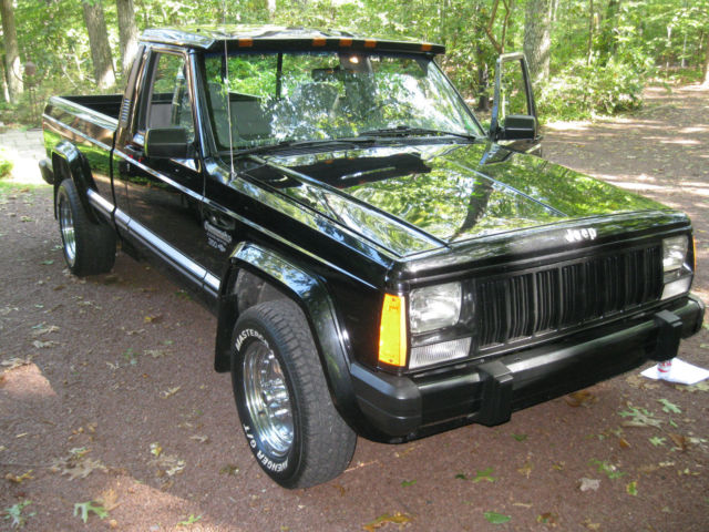 1989 Jeep Comanche Corvette Restomod 1989 Jeep Comanche