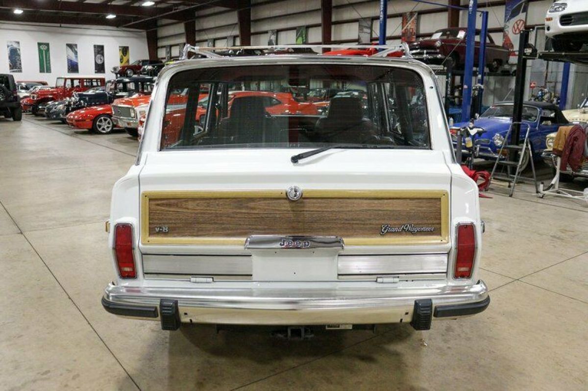 1989 Jeep Wagoneer - photo 4