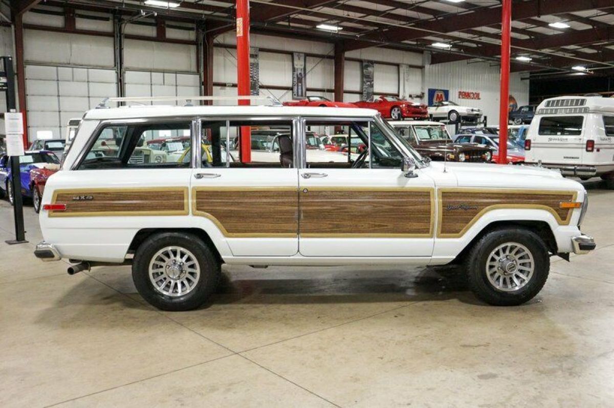 1989 Jeep Wagoneer - photo 6