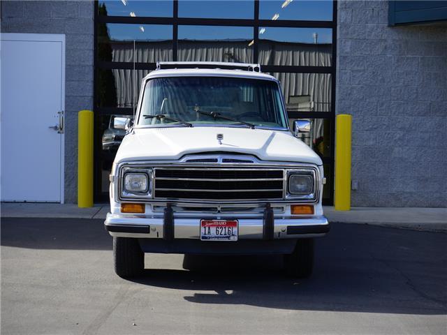 1989 Jeep Grand Wagoneer N/A - photo 4