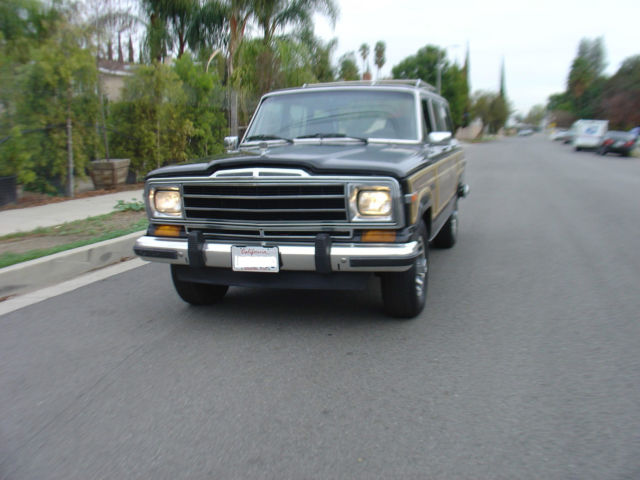 1989 Jeep Wagoneer Grand Wagoneer