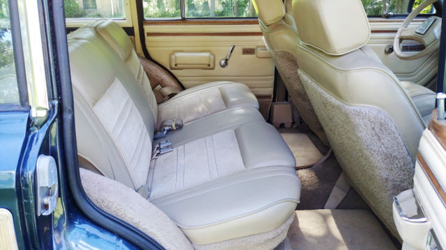 1989 Jeep Wagoneer - photo 13