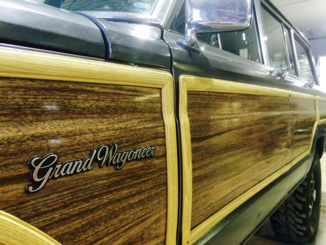 1989 Jeep Wagoneer - photo 10