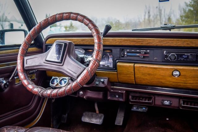 1989 Jeep Wagoneer - photo 13