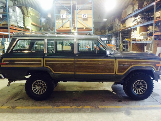 1989 Jeep Wagoneer - photo 7