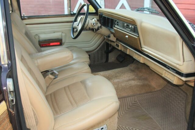 1989 Jeep Wagoneer Grand Wagoneer SUV - photo 10