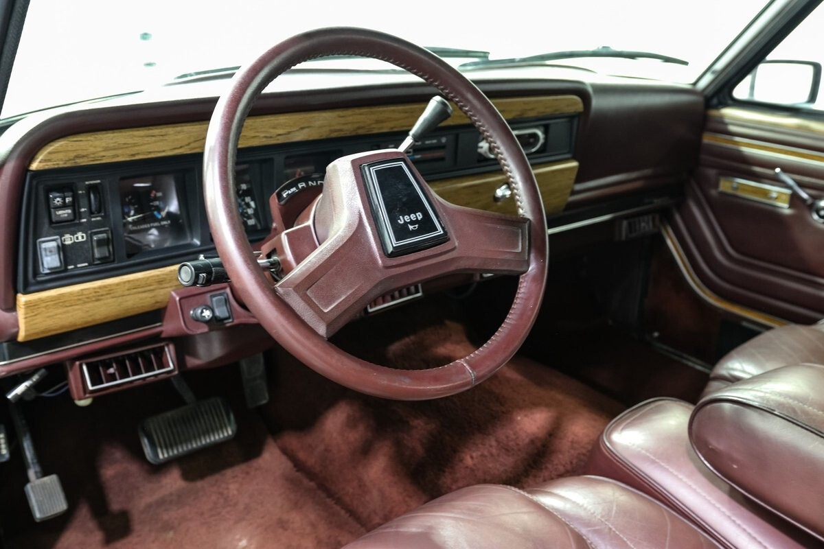1989 Jeep Wagoneer - photo 13