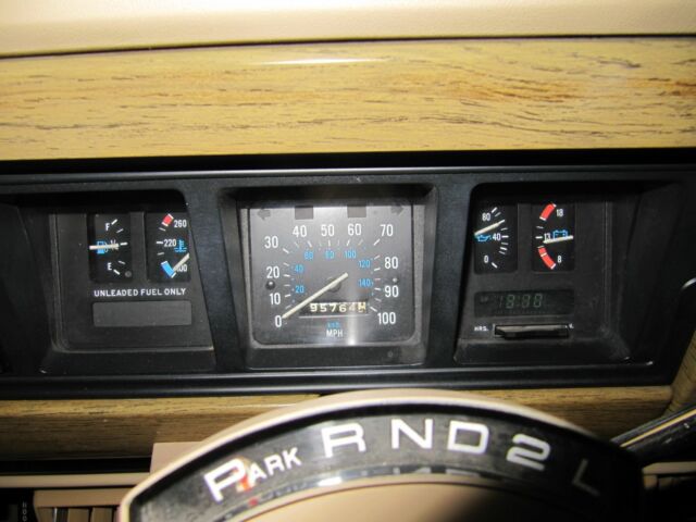 1989 Jeep Wagoneer -- - photo 12