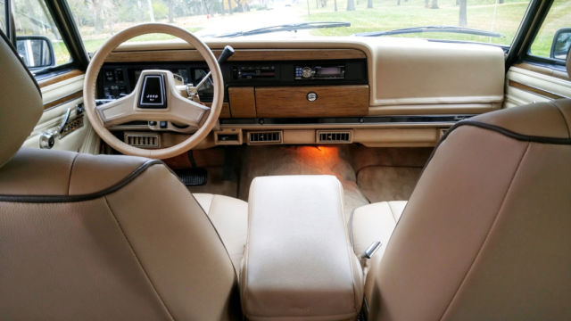 1989 Jeep Wagoneer - photo 10