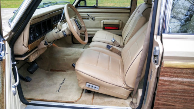 1989 Jeep Wagoneer - photo 11