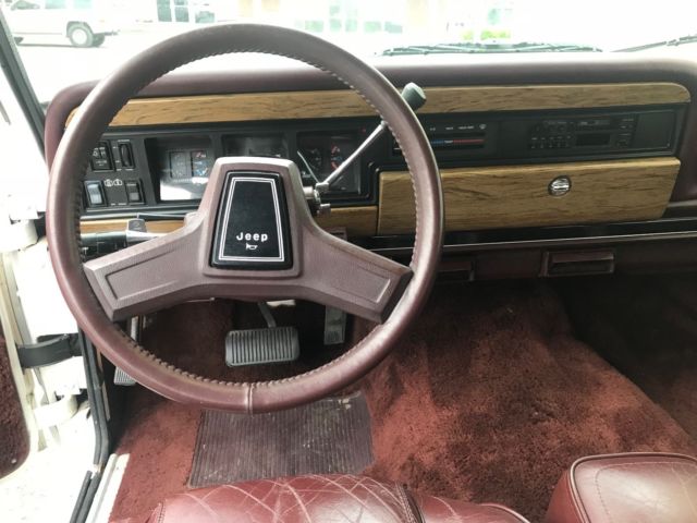 1989 Jeep Wagoneer - photo 13