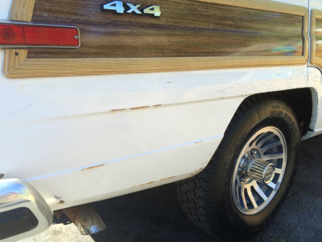1989 Jeep Wagoneer - photo 12