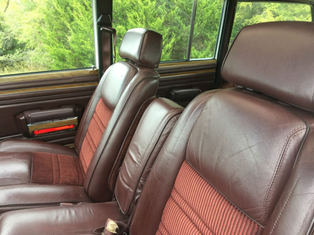 1989 Jeep Wagoneer Base Sport Utility 4-Door - photo 11