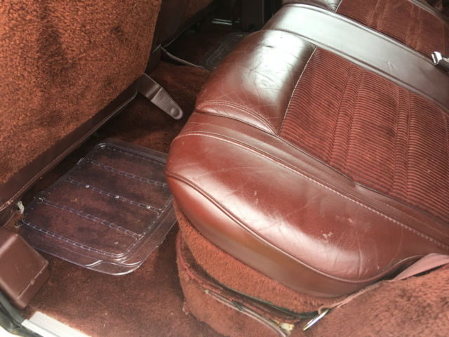1989 Jeep Wagoneer Base Sport Utility 4-Door - photo 13