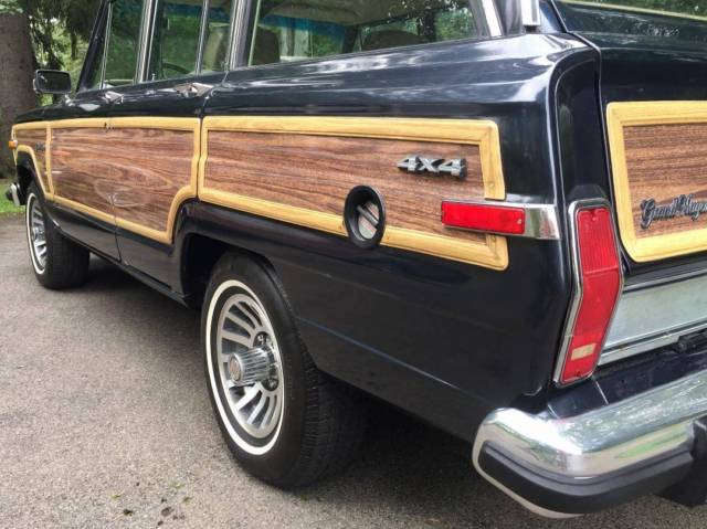 1989 Jeep Wagoneer Grand Wagoneer by Classic Gentleman - photo 11