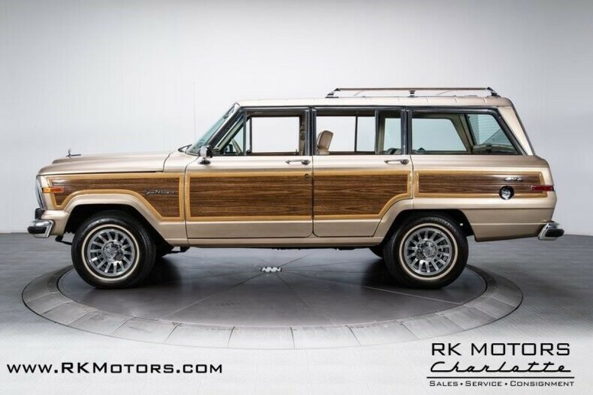 1989 Jeep Wagoneer - photo 10