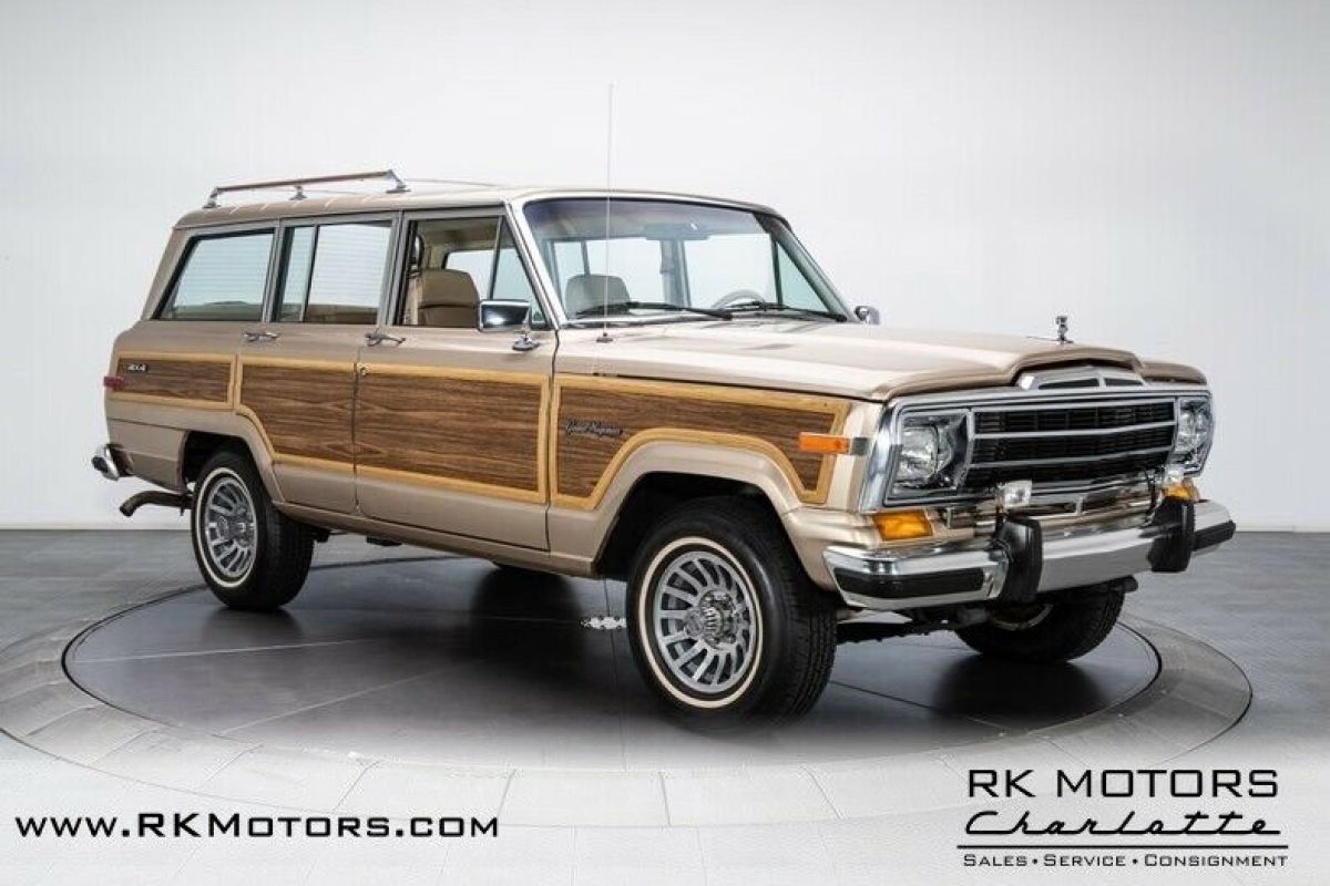 1989 Jeep Wagoneer - photo 7