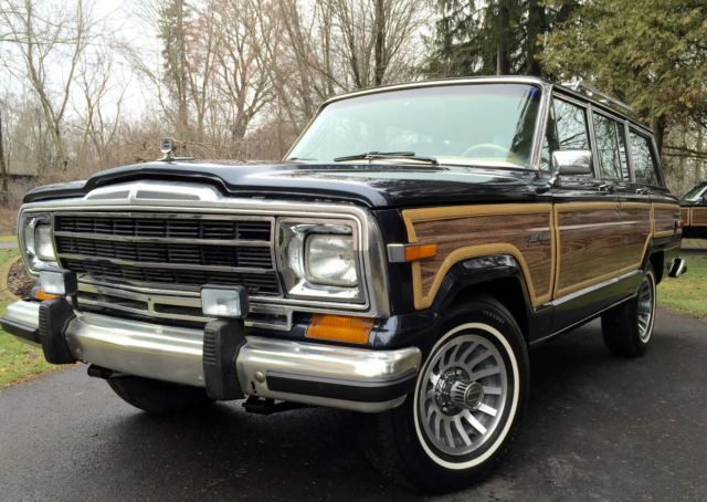 1989 Jeep Wagoneer Grand - photo 2