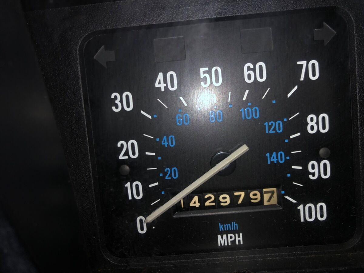 1989 Jeep Wagoneer - photo 2