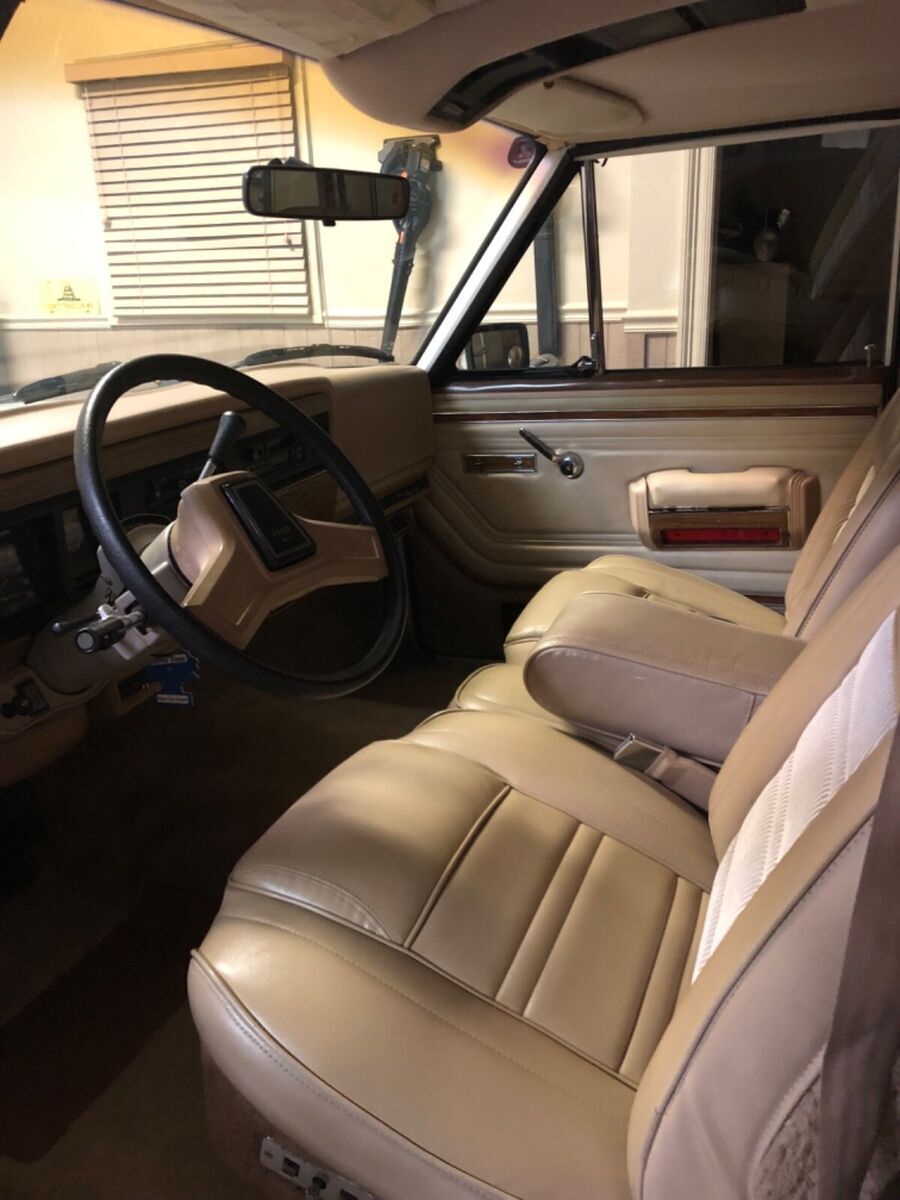 1989 Jeep Wagoneer - photo 7