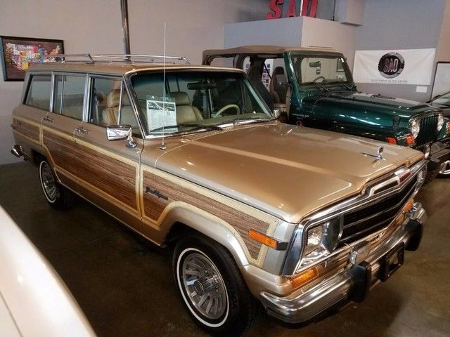 1989 Jeep Wagoneer -- - photo 3