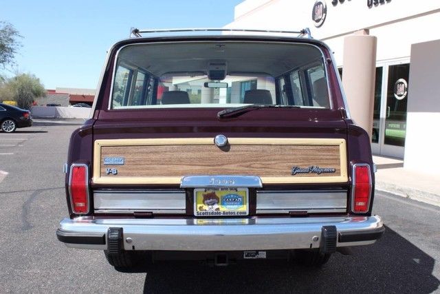 1989 Jeep Grand Wagoneer Limited 4X4 -- - photo 4