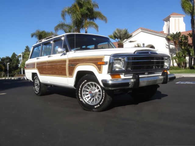 1989 Jeep Wagoneer 4 door - photo 2