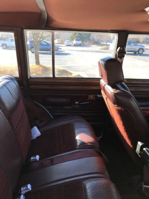 1989 Jeep Wagoneer - photo 10