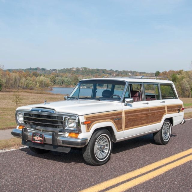1989 Jeep Grand Wagoneer, Pearl White over Cordovan leather, V8, 4WD, ALL POWER 1989 Jeep Wagoneer Grand Wagoneer
