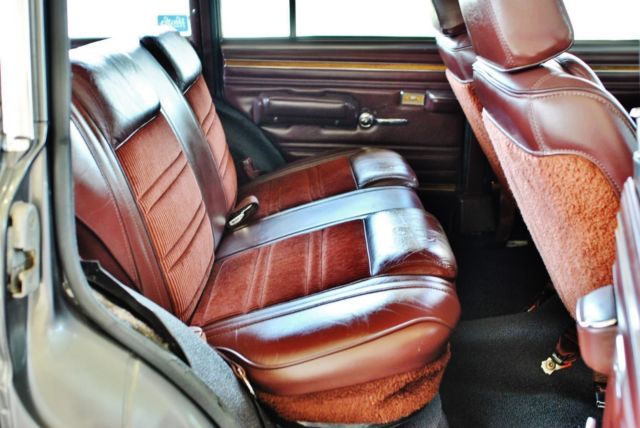 1989 Jeep Wagoneer 1989 Jeep Grand Wagoneer 4x4 restored amazing - photo 13