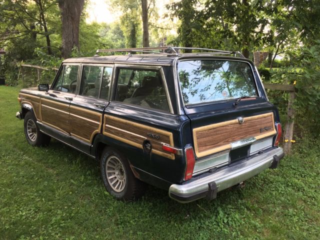 1989 Jeep Wagoneer - photo 2