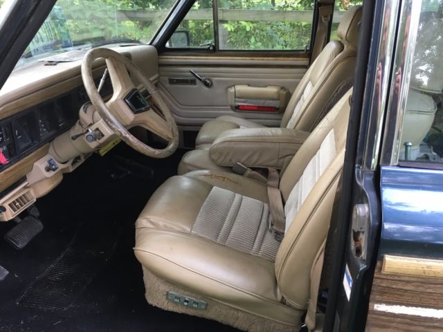 1989 Jeep Wagoneer - photo 4