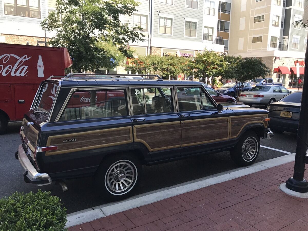 1989 Jeep Wagoneer - photo 3