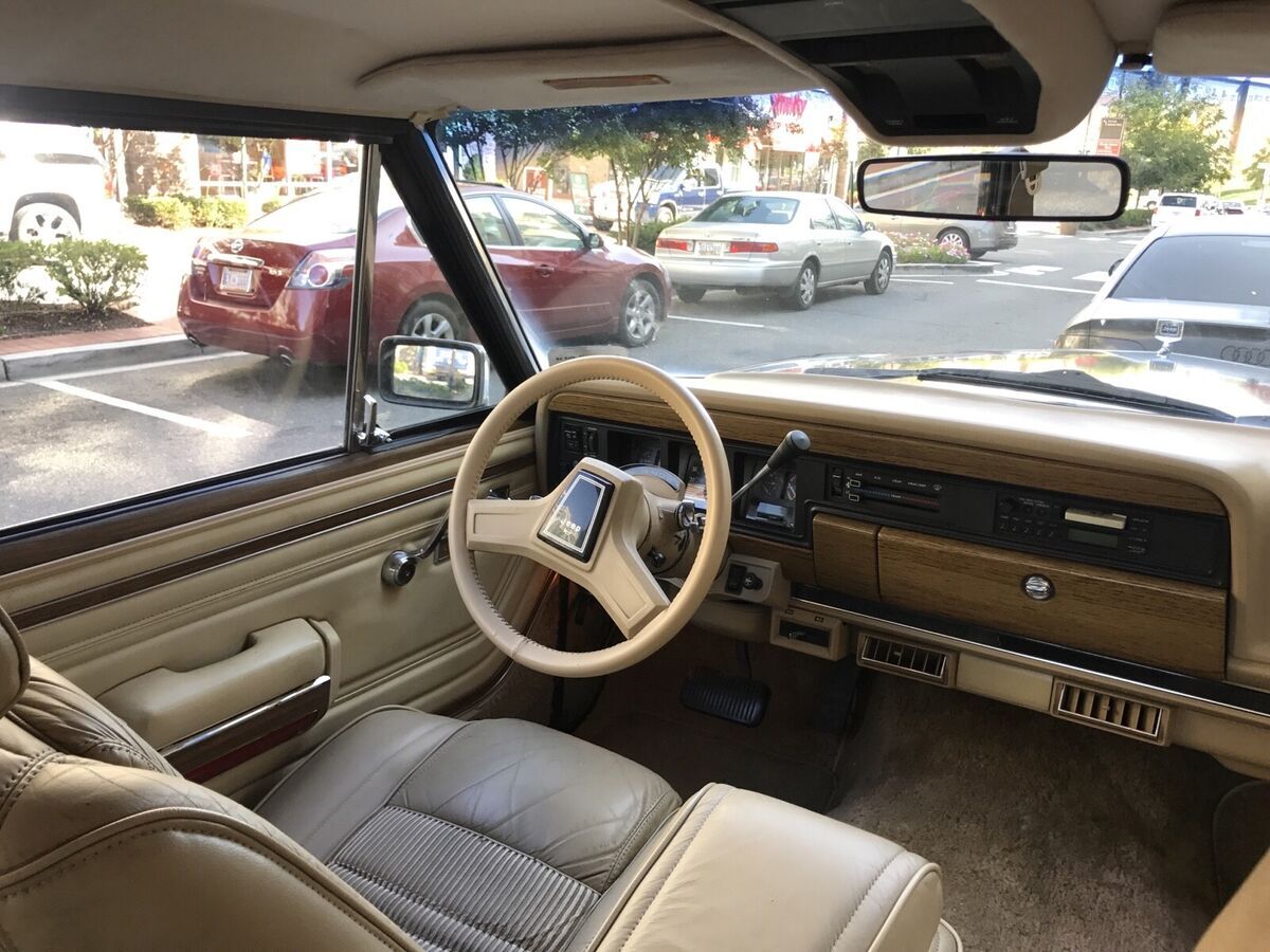 1989 Jeep Wagoneer - photo 7