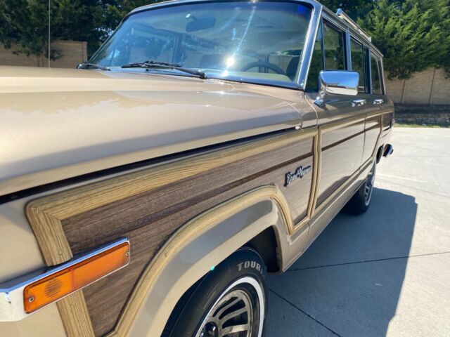 1989 Jeep Wagoneer 59,964 original miles - photo 5