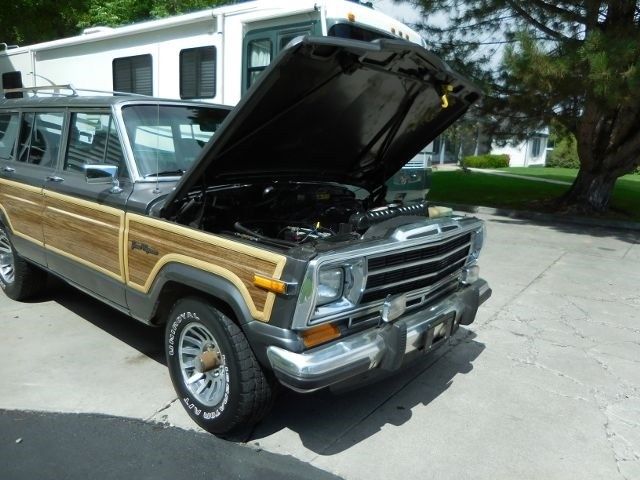 1989 Jeep Wagoneer -- - photo 12