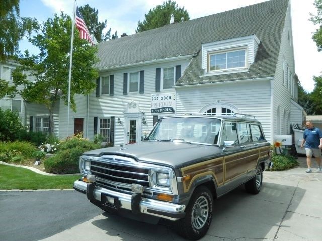 1989 Jeep Wagoneer -- - photo 2