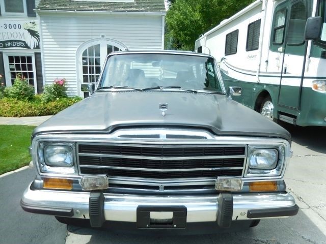 1989 Jeep Wagoneer -- - photo 9