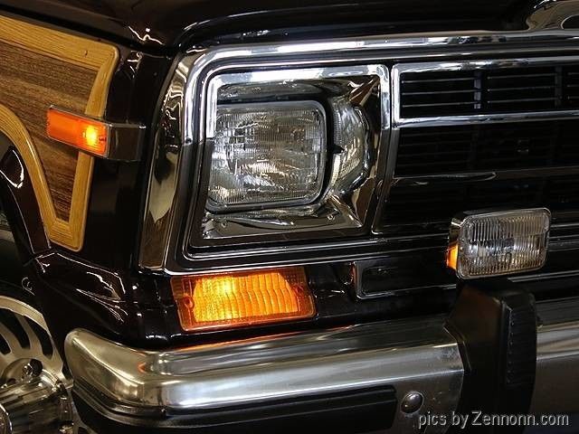 1989 Jeep Wagoneer 4x4 - photo 4