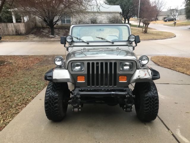 1989 Jeep Wrangler - photo 2